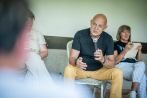 Autor wiatrowej rewolucji prowadzi wykłąd